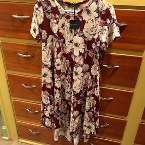 NWT LulaRoe Carly look alike WITH POCKETS 🔥